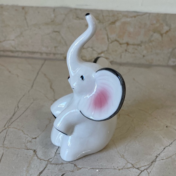 Mini Elephant Porcelain - Picture 4 of 5